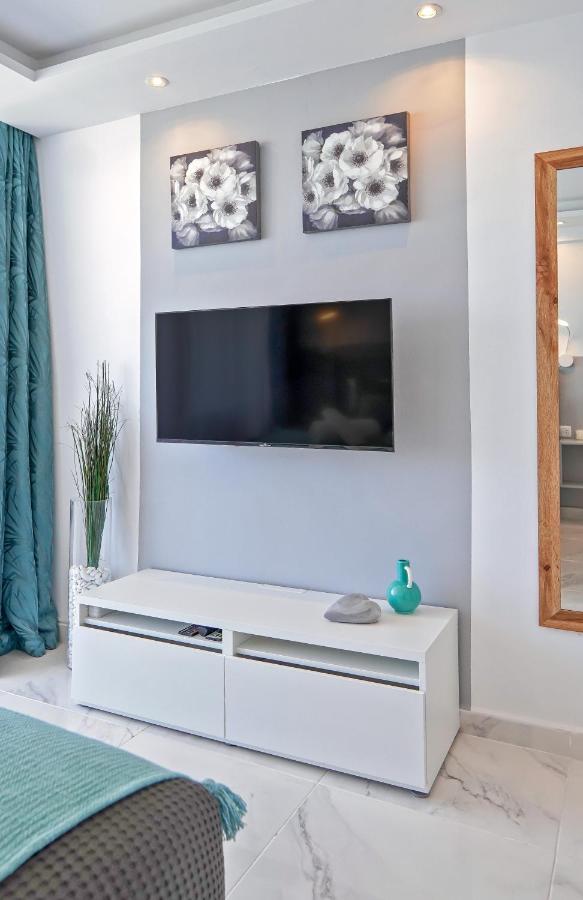 Modern Studio With A Sea View And Pool Access Ponderosa 801 Playa de las Americas (Tenerife) Exterior foto